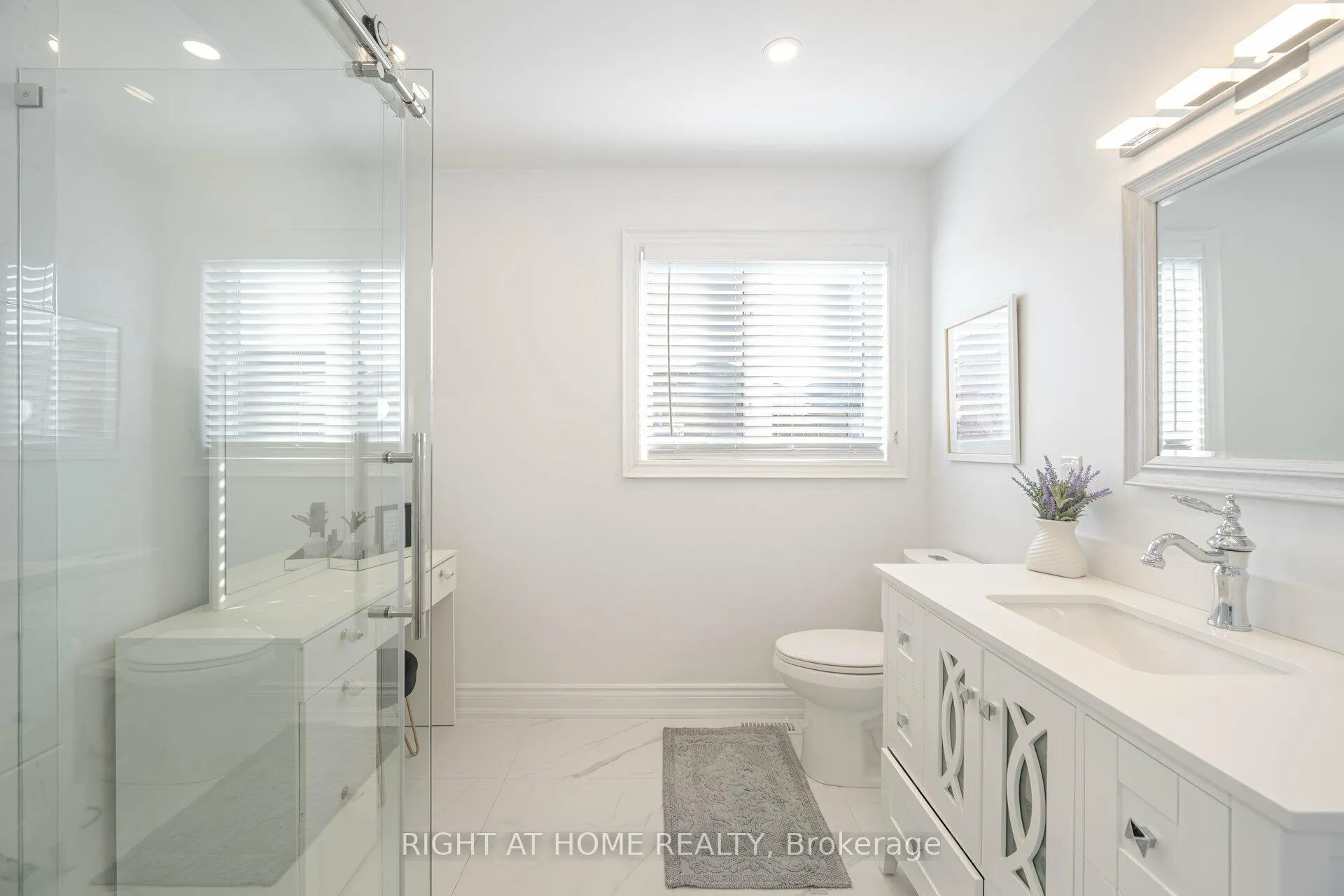 Photo 29 of 29 Boticelli Way, Vaughan, Vellore Village — HOMEH