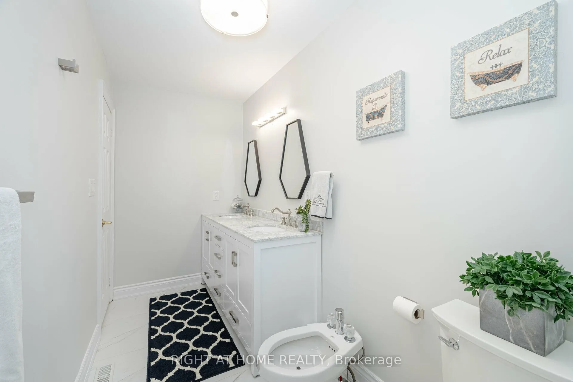 Photo 41 of 29 Boticelli Way, Vaughan, Vellore Village — HOMEH