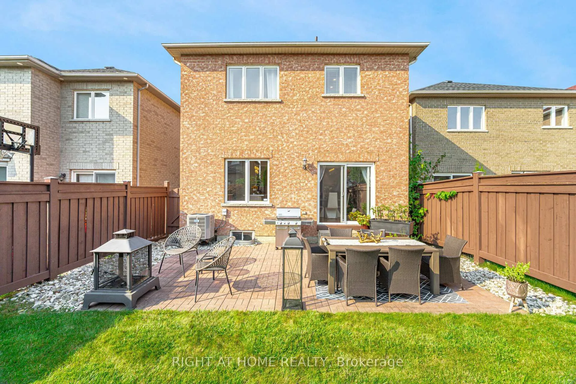 Photo 48 of 29 Boticelli Way, Vaughan, Vellore Village — HOMEH