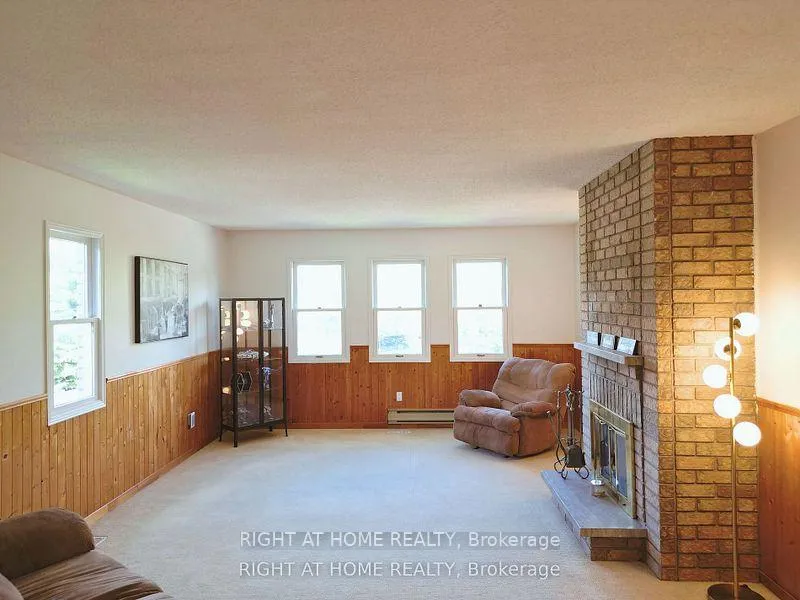 Photo 11 of 44 Sable Crescent, Whitby, Rolling Acres — HOMEH