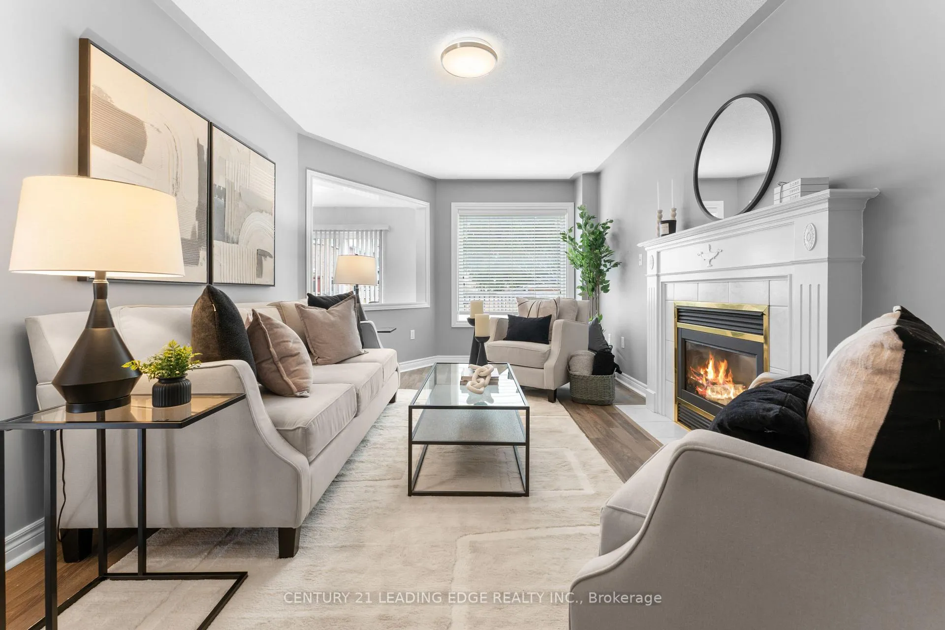 Photo 10 of 1611 Seguin Square, Pickering, Amberlea — HOMEH