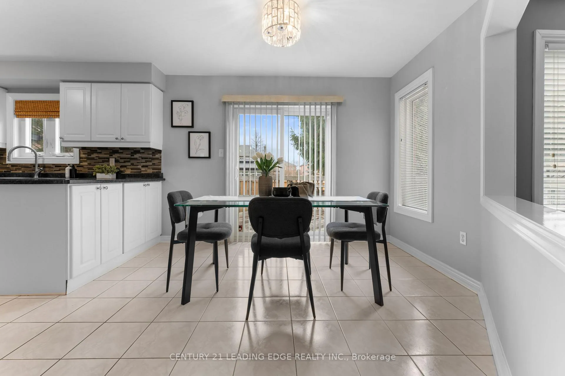 Photo 16 of 1611 Seguin Square, Pickering, Amberlea — HOMEH