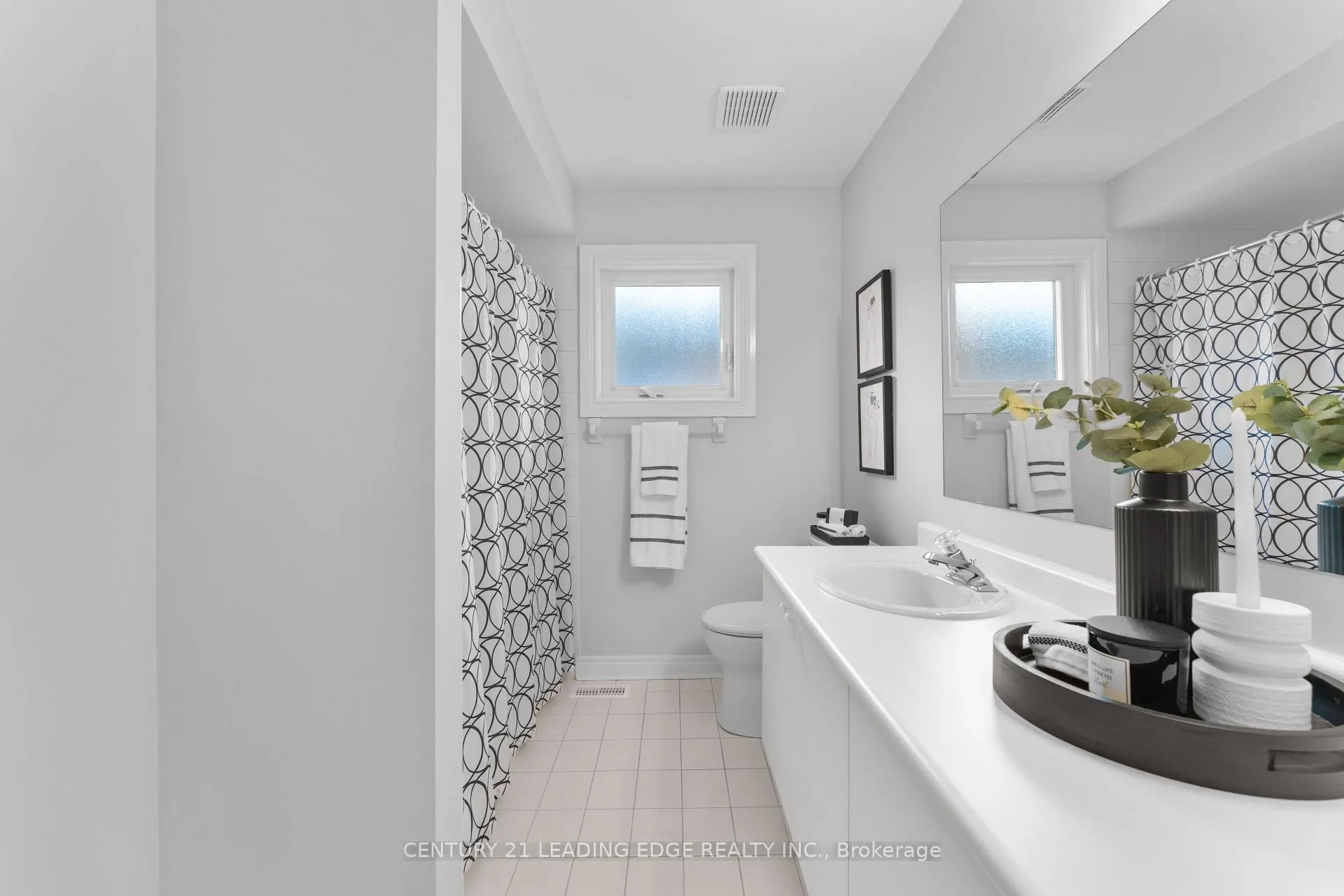 Photo 30 of 1611 Seguin Square, Pickering, Amberlea — HOMEH