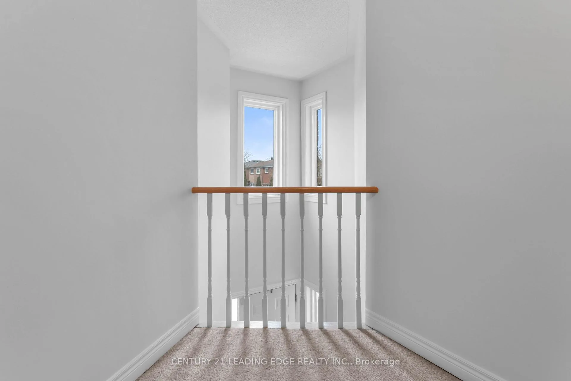 Photo 32 of 1611 Seguin Square, Pickering, Amberlea — HOMEH