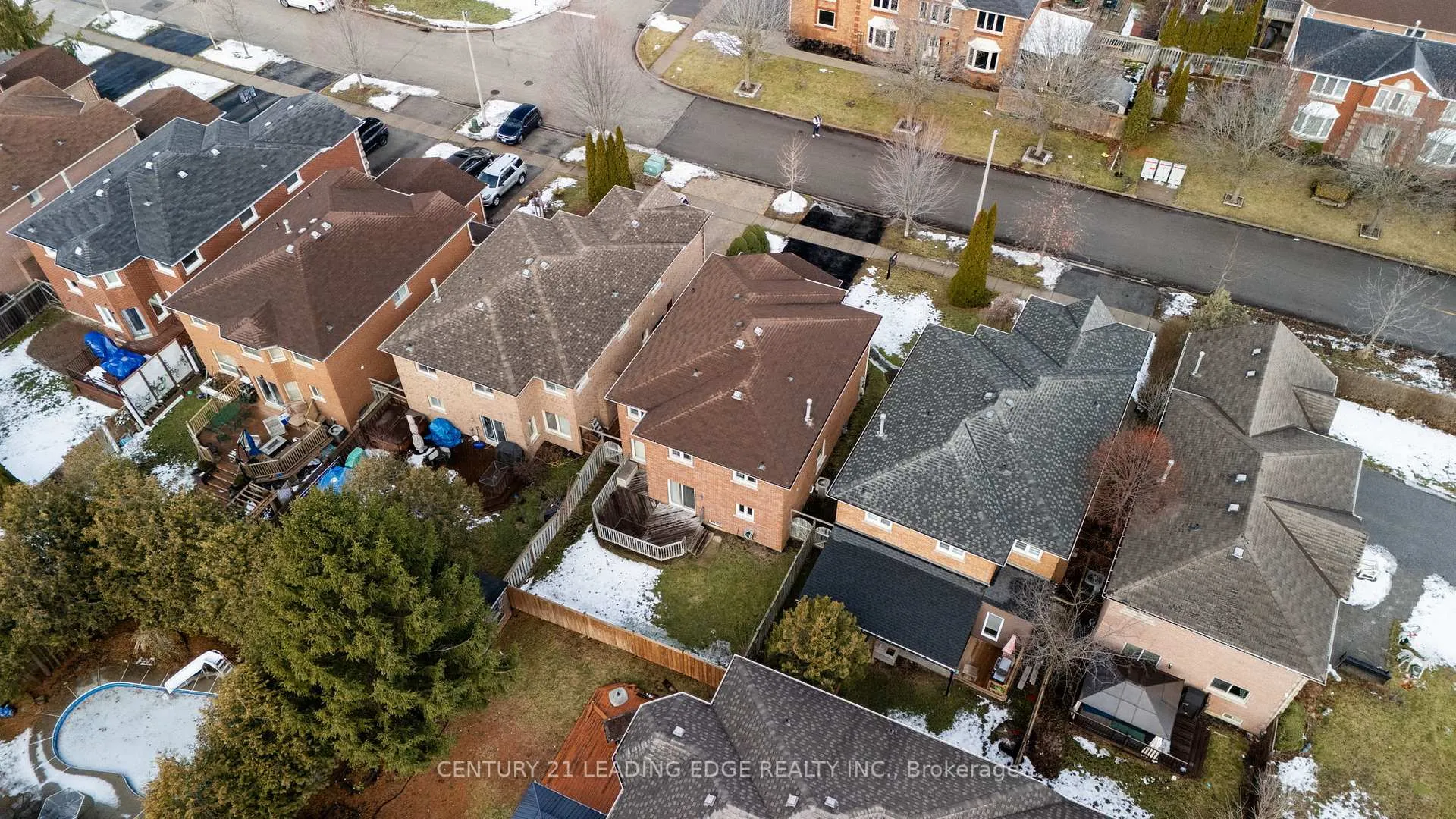 Photo 41 of 1611 Seguin Square, Pickering, Amberlea — HOMEH