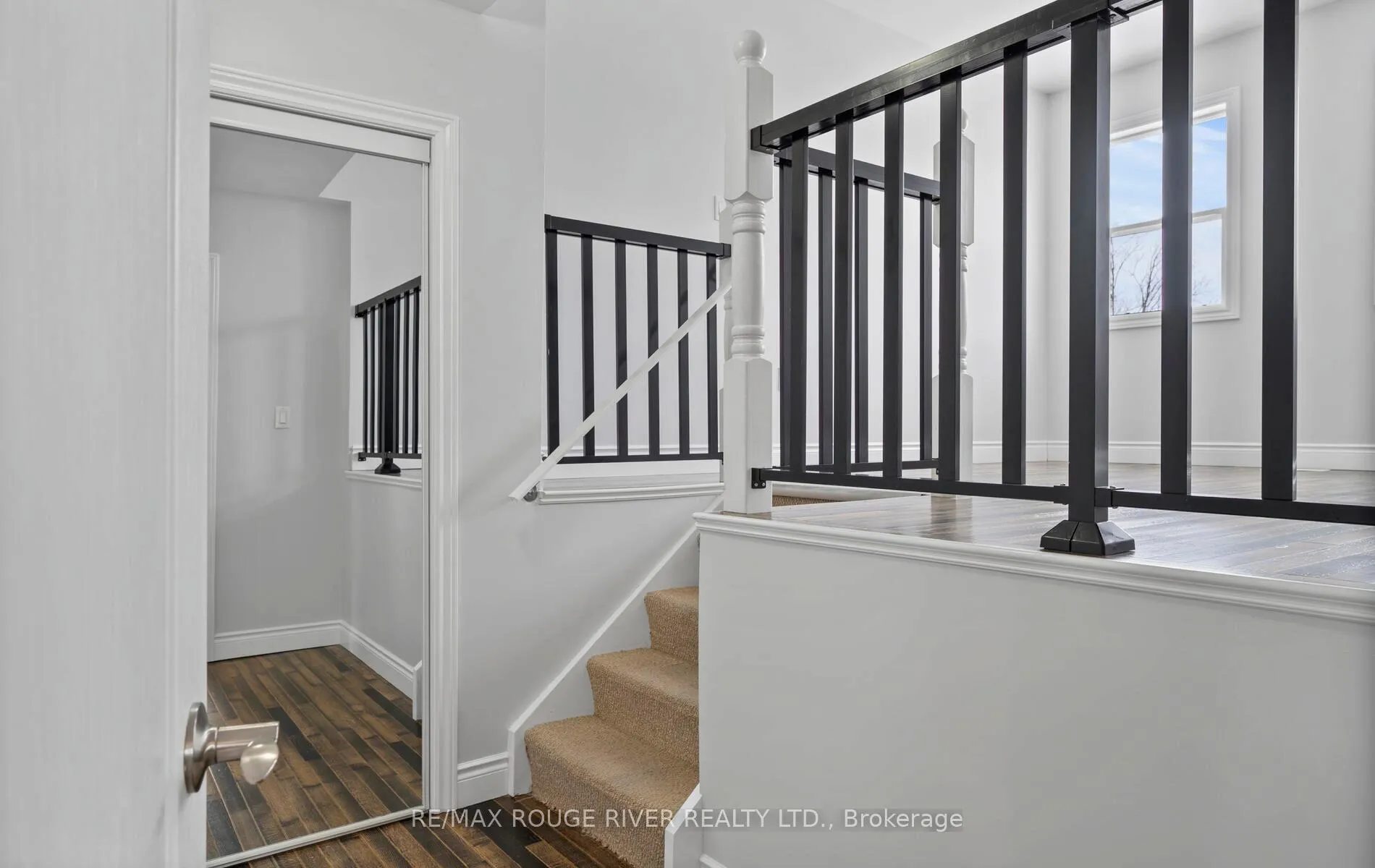 Photo 17 of 31 Broadlands Crescent, Clarington, Courtice — HOMEH
