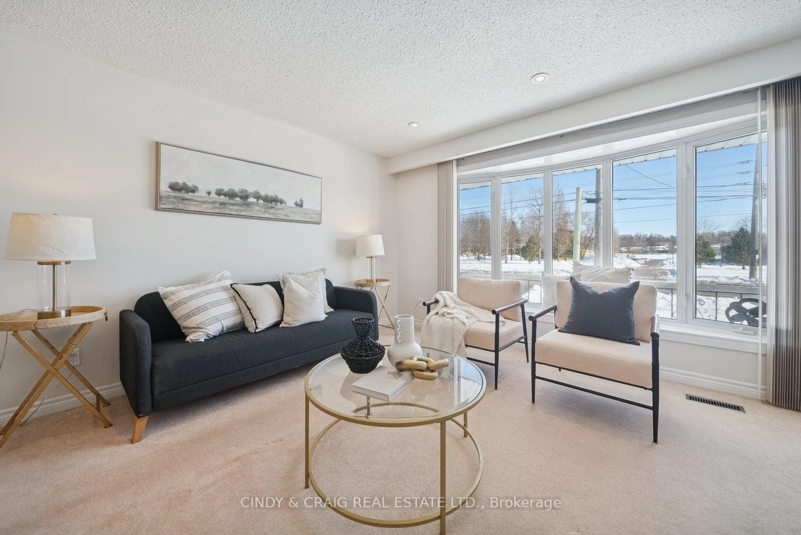 Photo 6 of 288 Harmony Road N, Oshawa, Eastdale — HOMEH