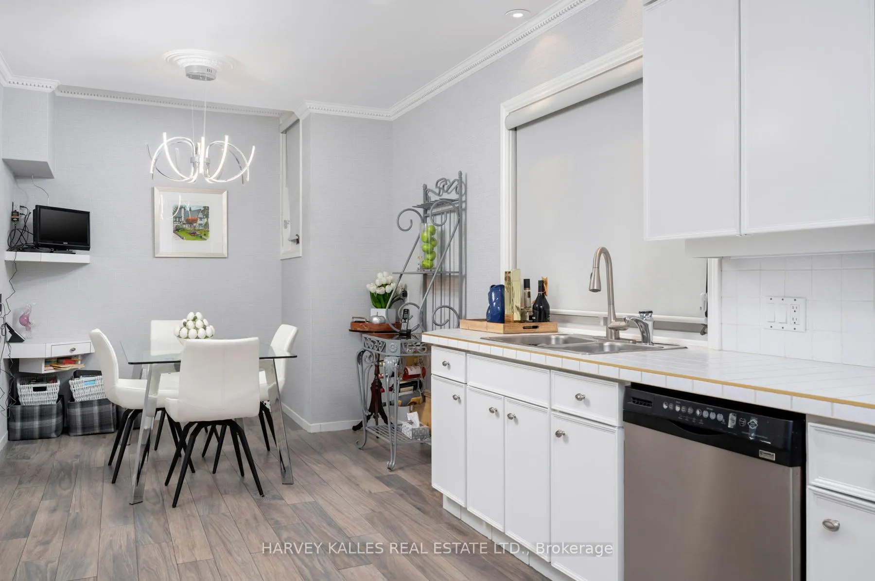 Photo 17 of 17 Robinwood Avenue, Toronto, Forest Hill South — HOMEH