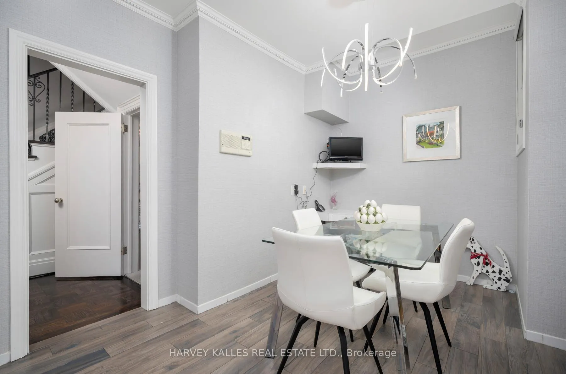 Photo 20 of 17 Robinwood Avenue, Toronto, Forest Hill South — HOMEH