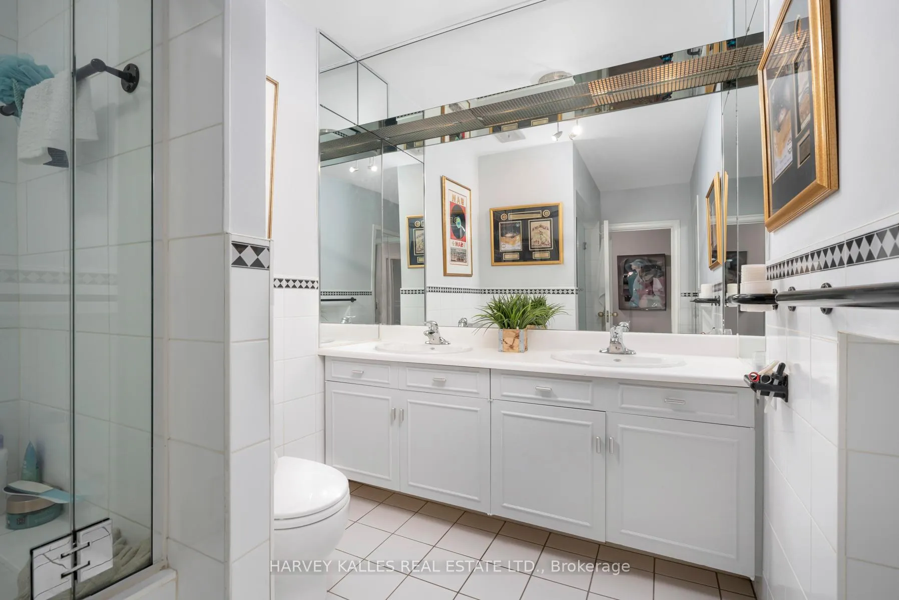 Photo 29 of 17 Robinwood Avenue, Toronto, Forest Hill South — HOMEH