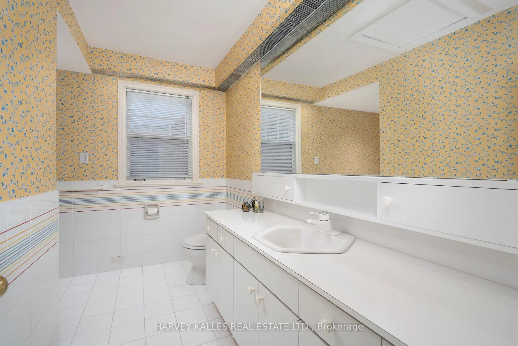 Photo 39 of 17 Robinwood Avenue, Toronto, Forest Hill South — HOMEH