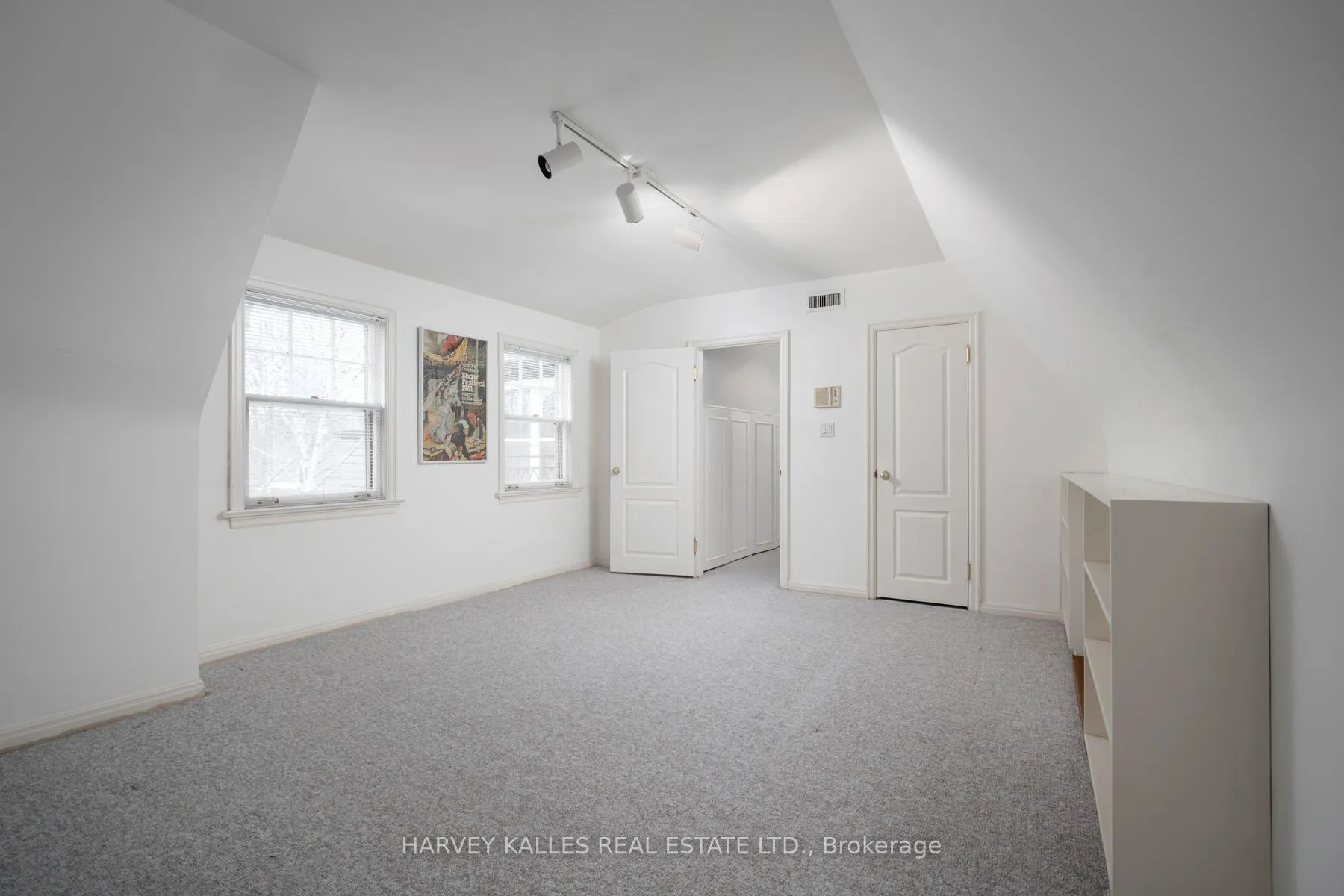 Photo 43 of 17 Robinwood Avenue, Toronto, Forest Hill South — HOMEH