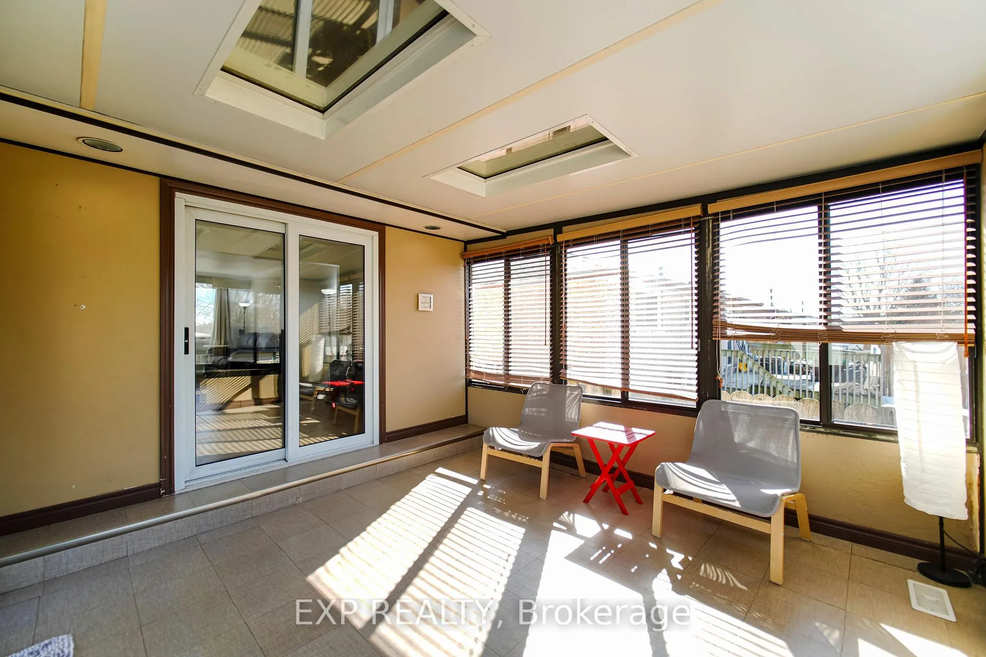 Photo 9 of 60 Wheatfield Crescent, Kitchener — HOMEH