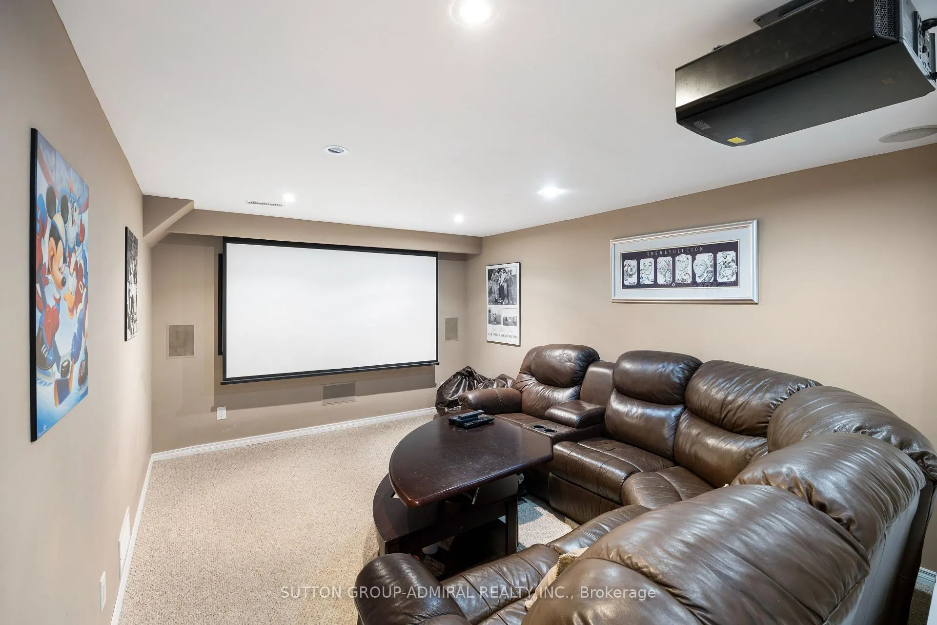 Photo 20 of 62 Lisa Crescent, Vaughan, Crestwood-Springfarm-Yorkhill — HOMEH