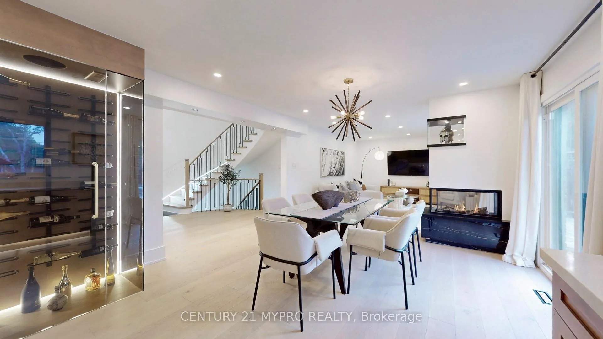 Photo 9 of 8 Briarwood Road, Markham, Unionville — HOMEH