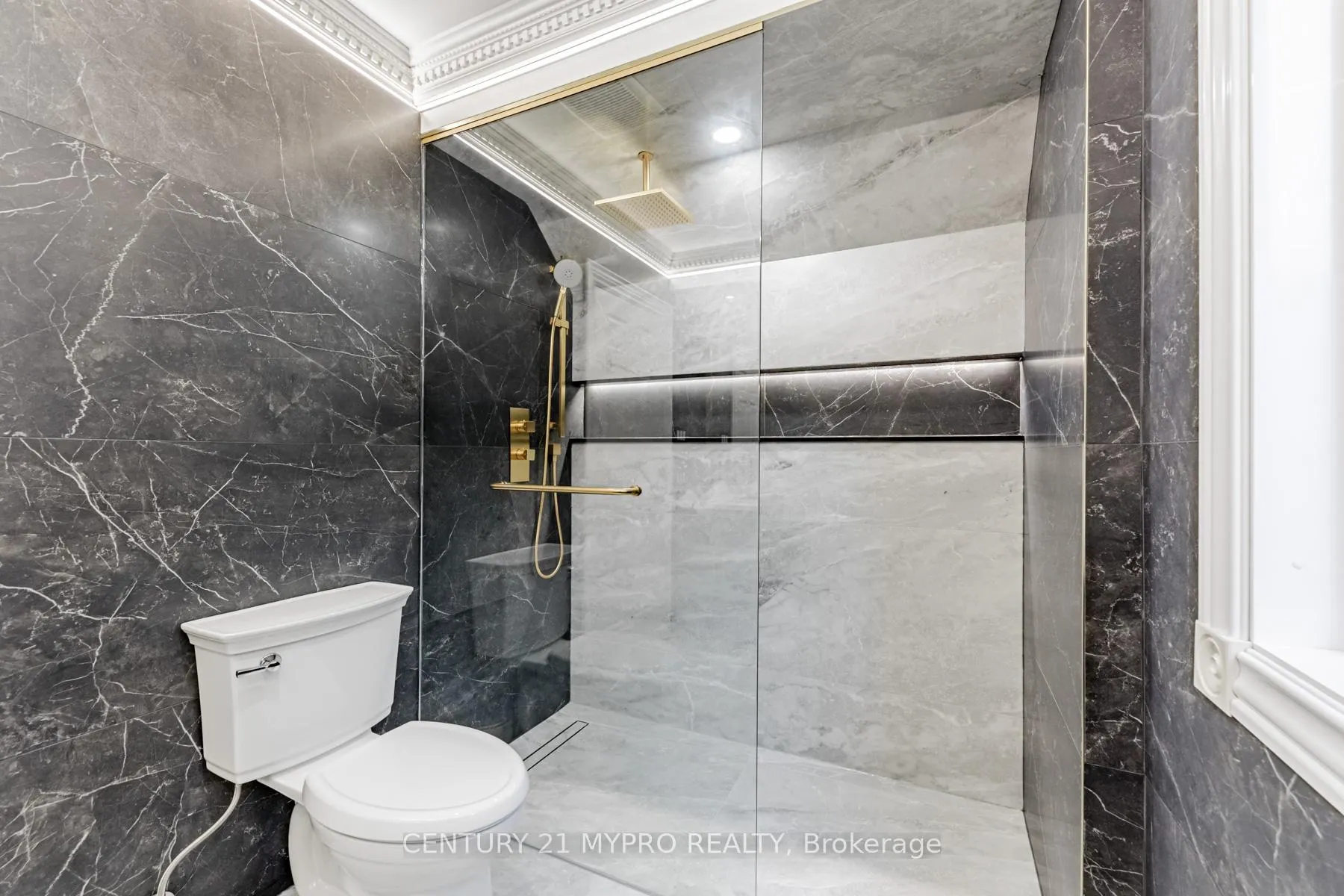Photo 29 of 8 Briarwood Road, Markham, Unionville — HOMEH