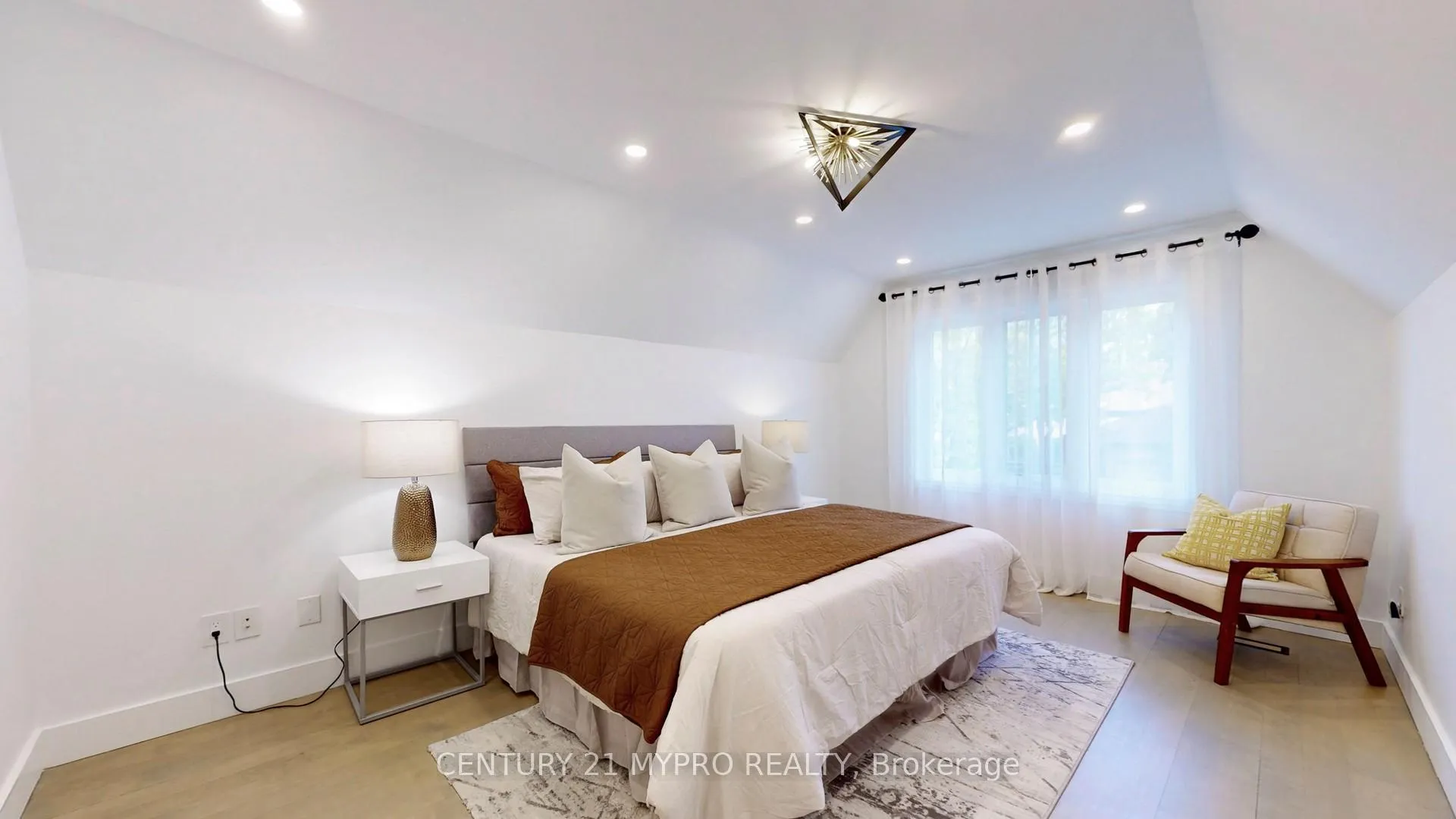 Photo 30 of 8 Briarwood Road, Markham, Unionville — HOMEH
