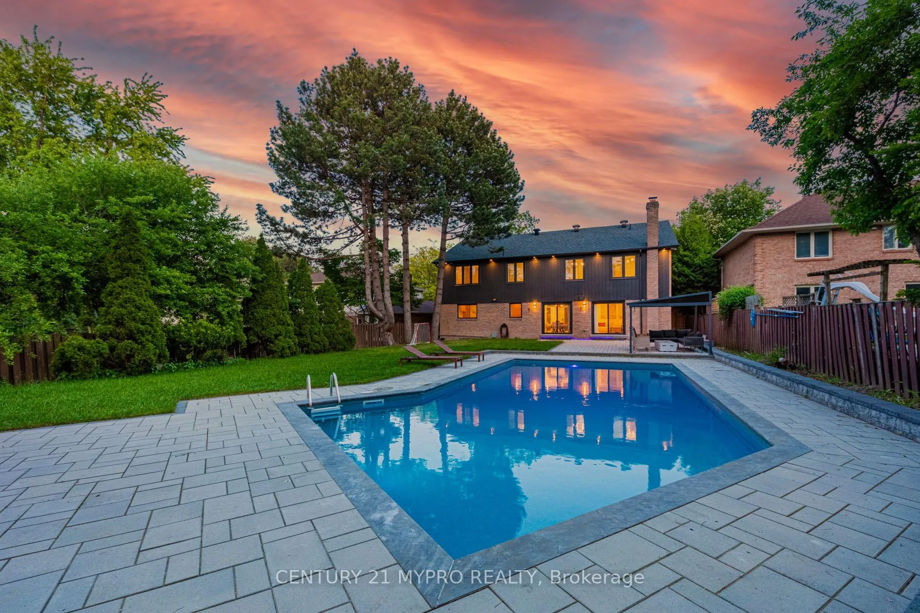 Photo 37 of 8 Briarwood Road, Markham, Unionville — HOMEH