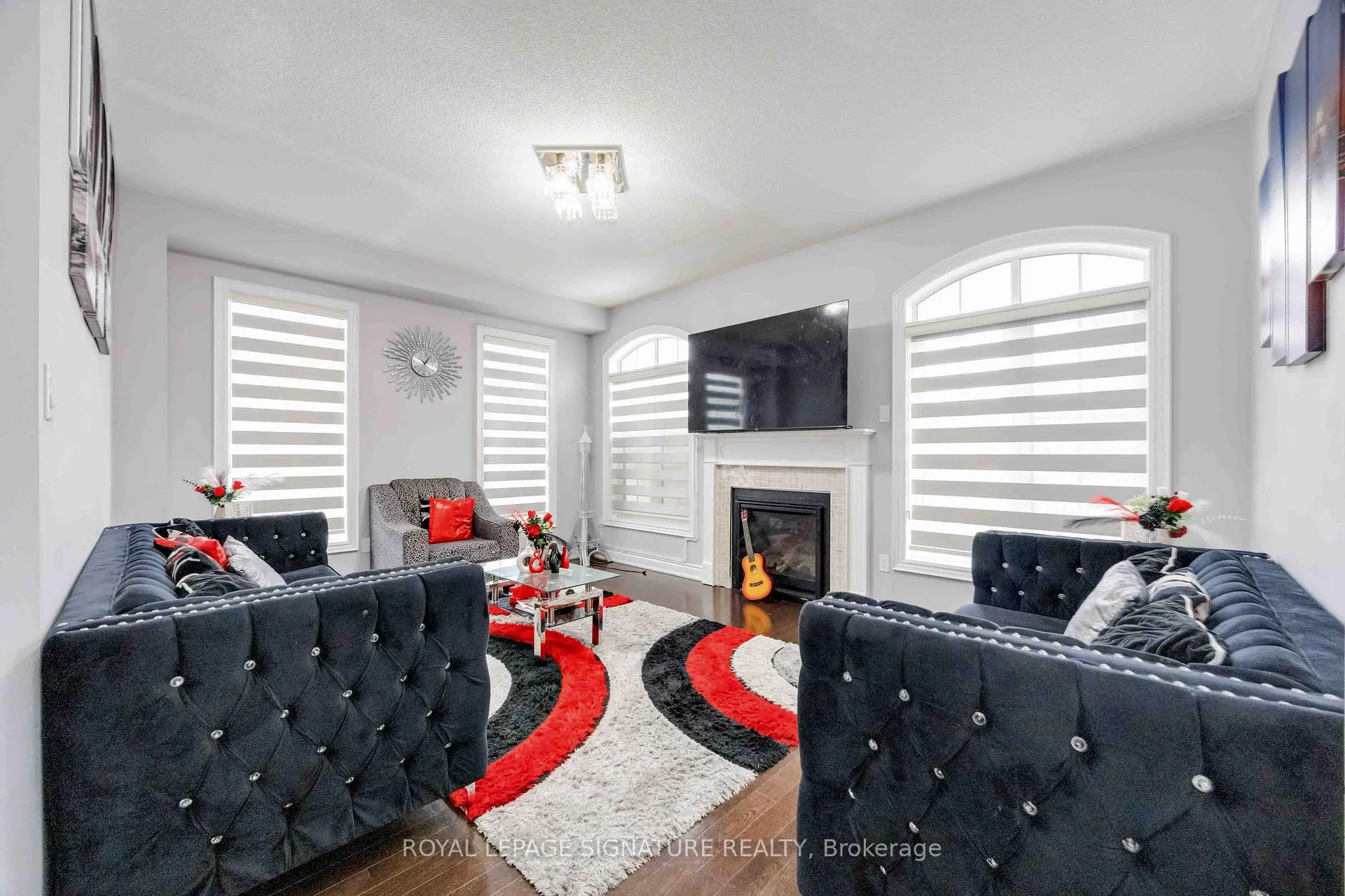 Photo 8 of 189 Algoma Drive, Vaughan, Kleinburg — HOMEH