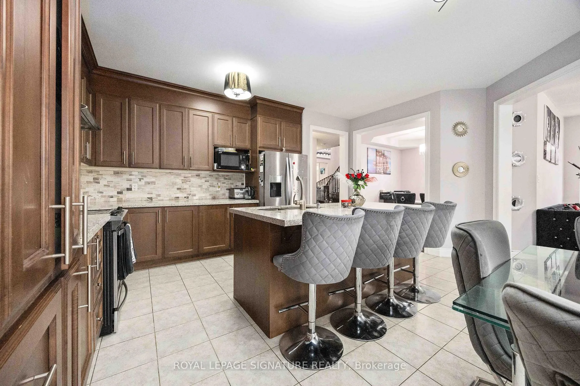 Photo 10 of 189 Algoma Drive, Vaughan, Kleinburg — HOMEH