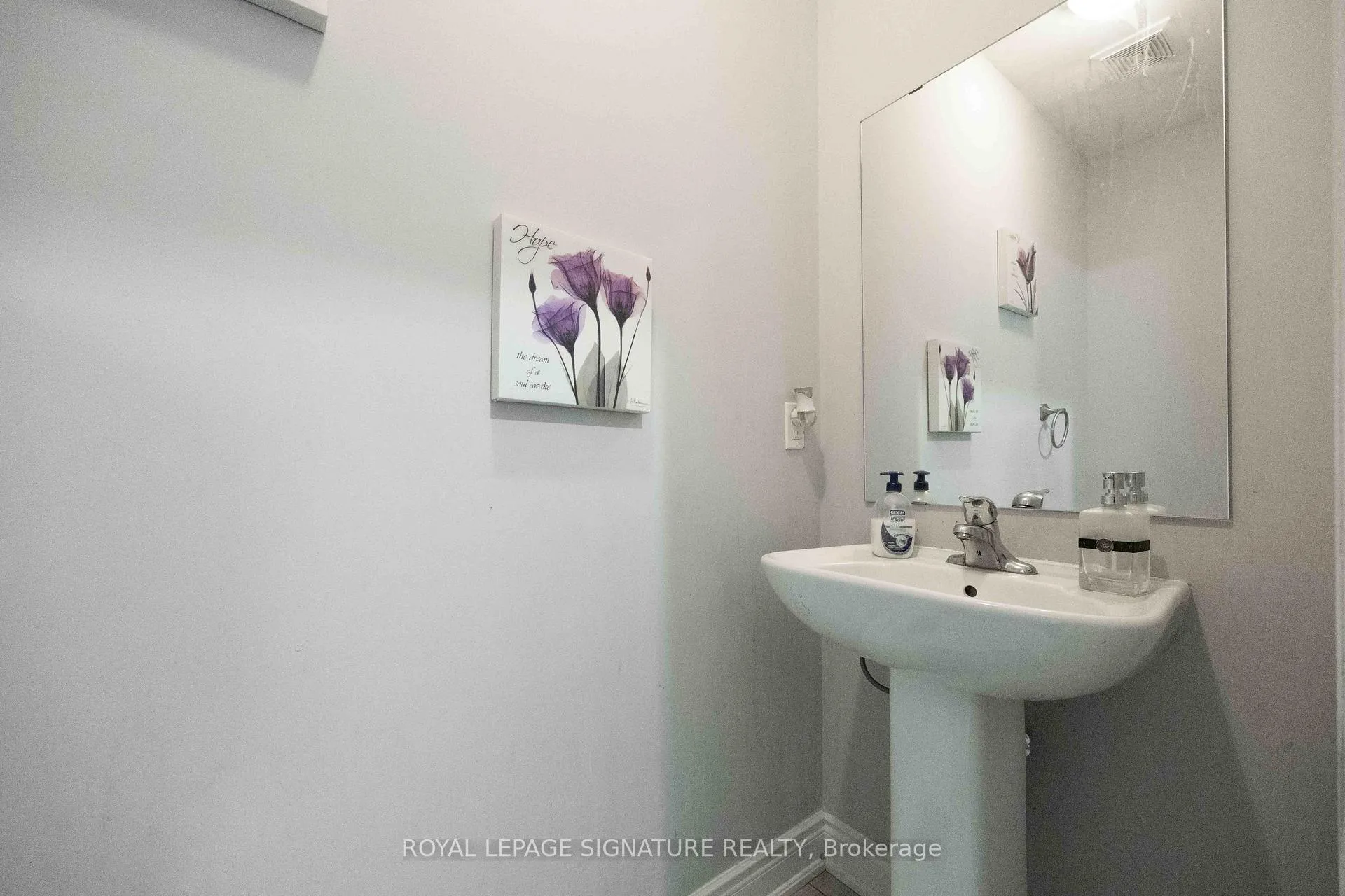 Photo 18 of 189 Algoma Drive, Vaughan, Kleinburg — HOMEH