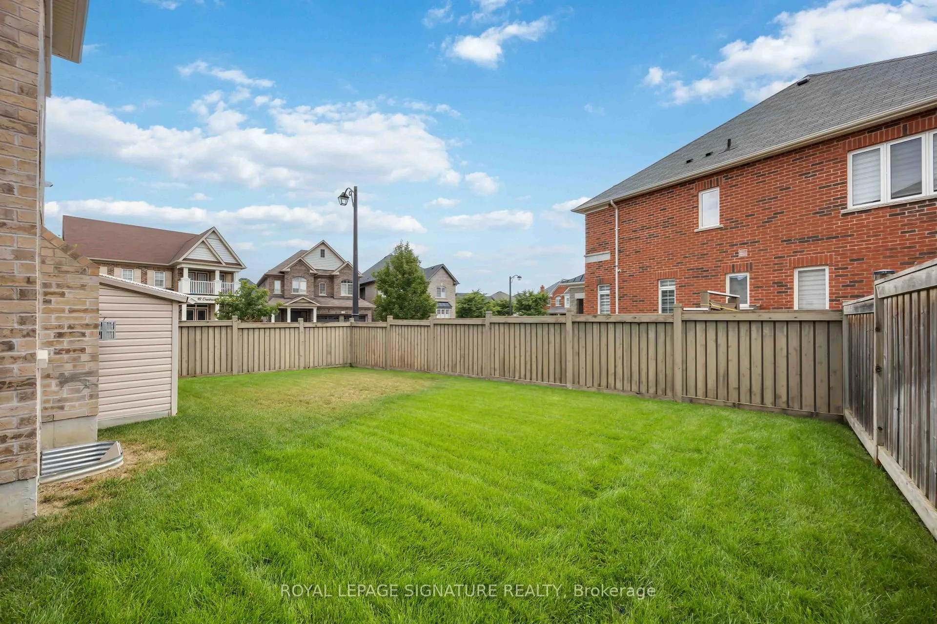 Photo 46 of 189 Algoma Drive, Vaughan, Kleinburg — HOMEH