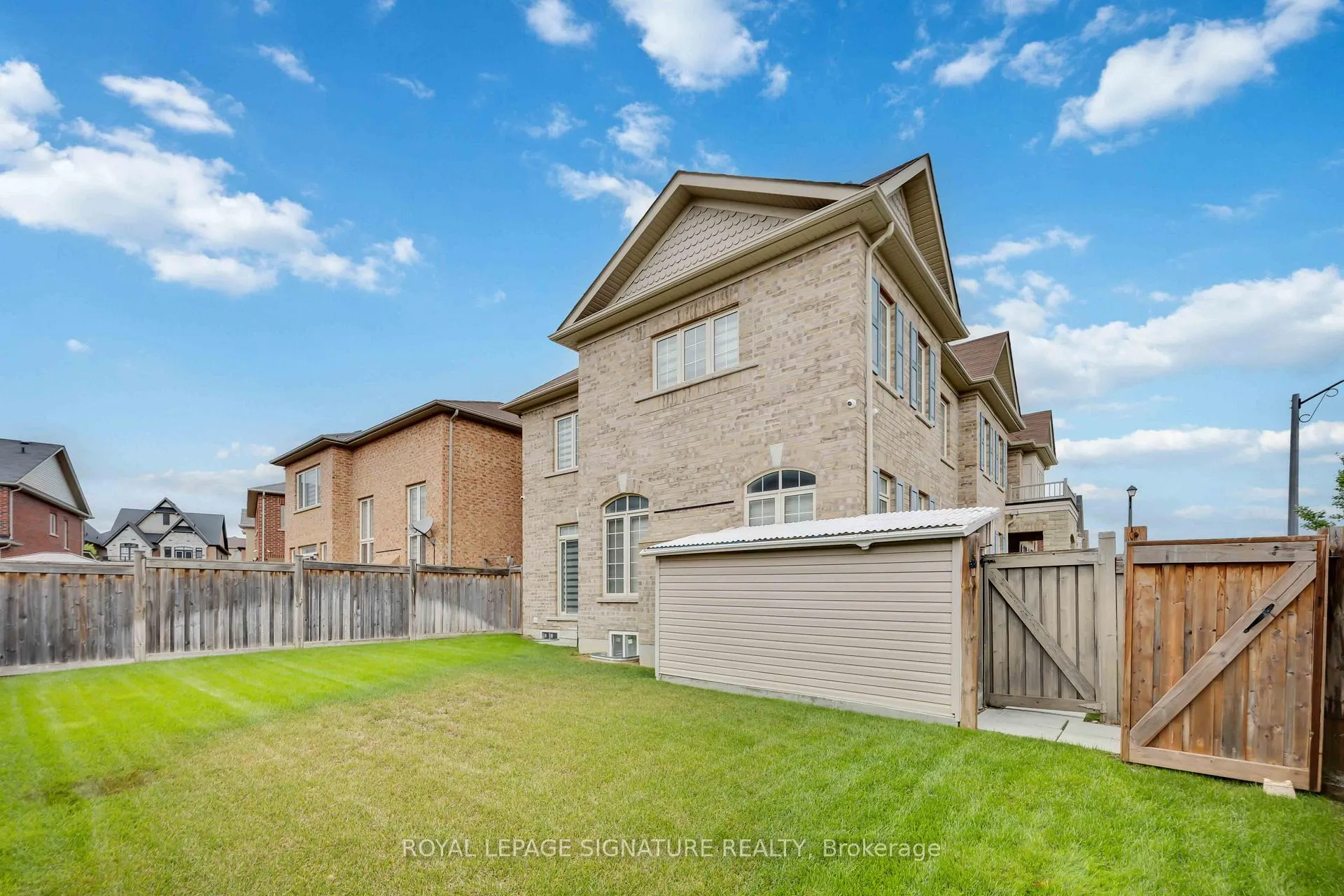 Photo 48 of 189 Algoma Drive, Vaughan, Kleinburg — HOMEH