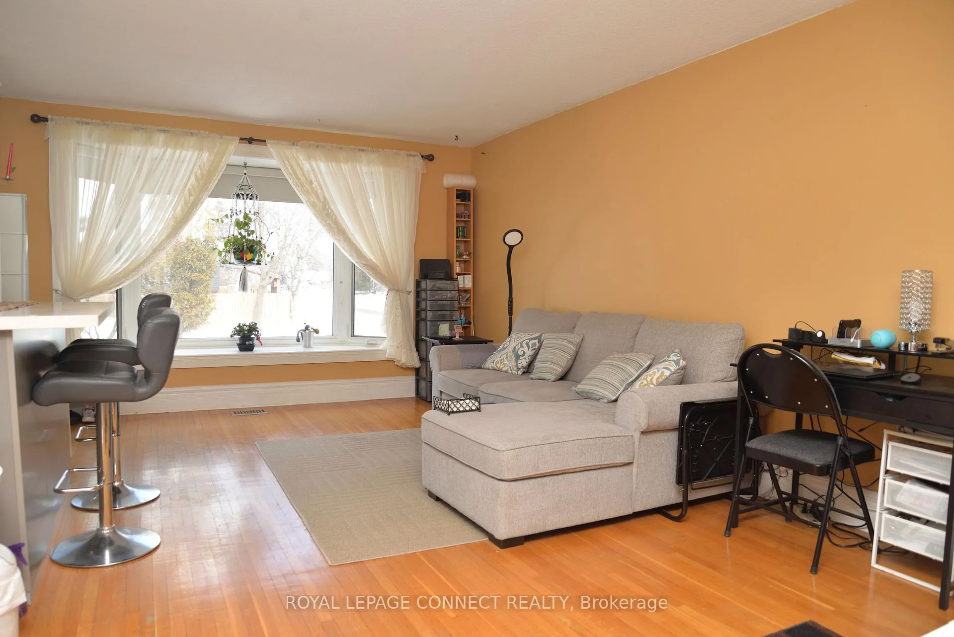 Photo 5 of 1431 Colmar Avenue, Pickering, Bay Ridges — HOMEH