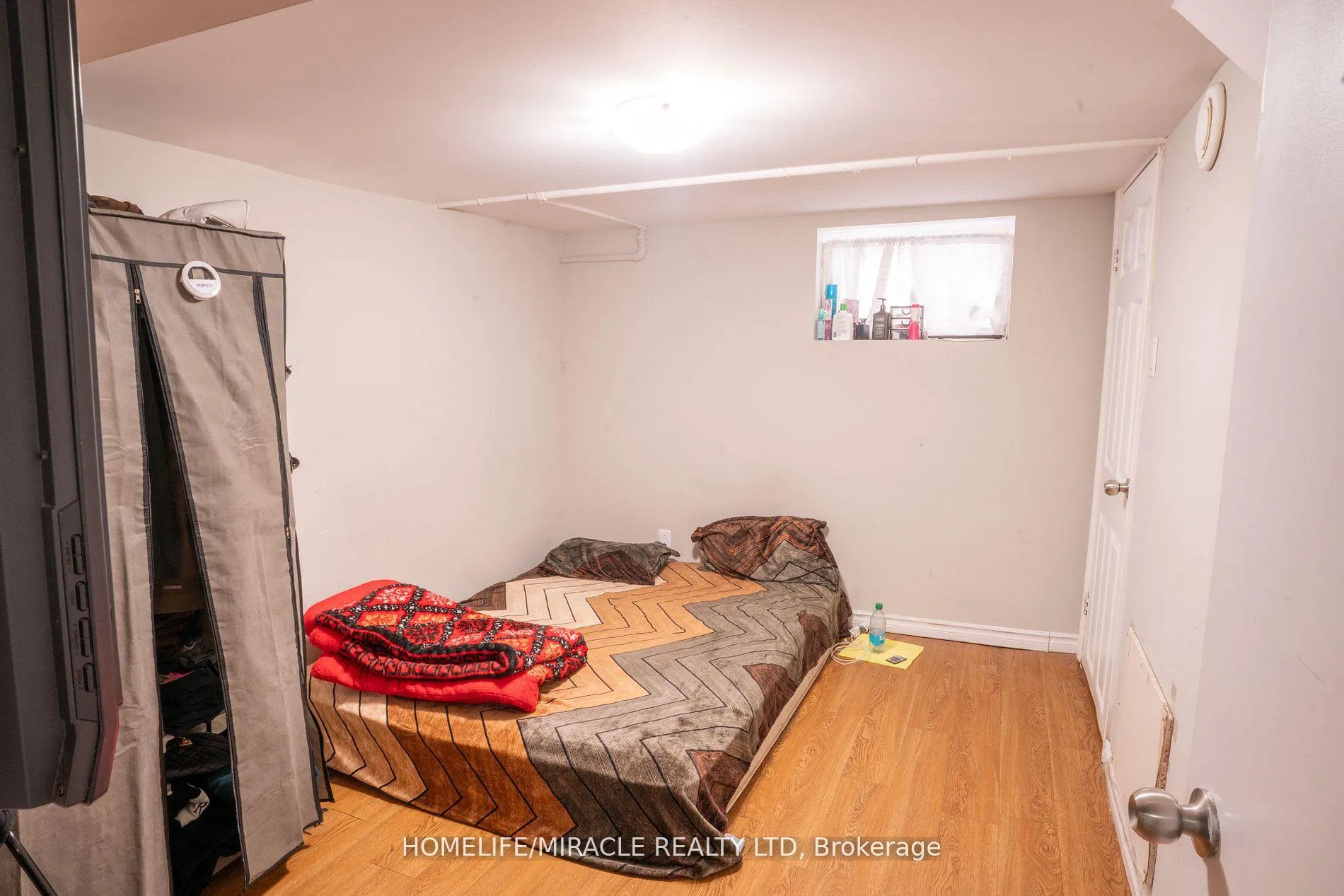 Photo 26 of 5720 Temperance Avenue, Niagara Falls, Hospital — HOMEH