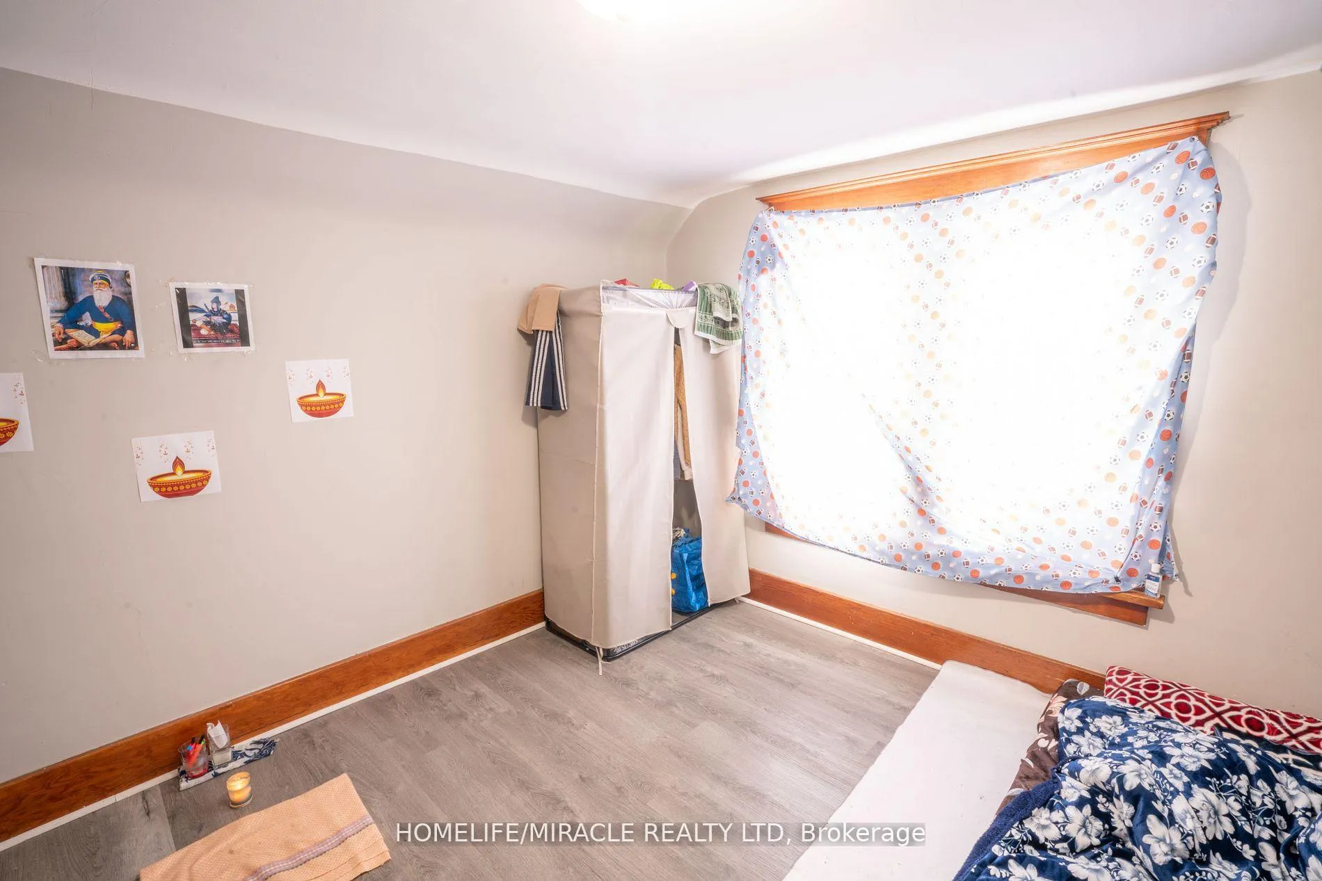 Photo 31 of 5720 Temperance Avenue, Niagara Falls, Hospital — HOMEH