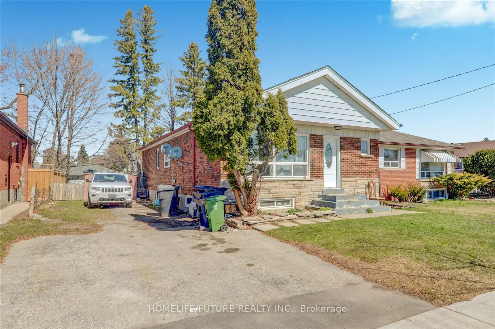 Photo 3 of 46 Wortham Drive, Scarborough, Woburn — HOMEH
