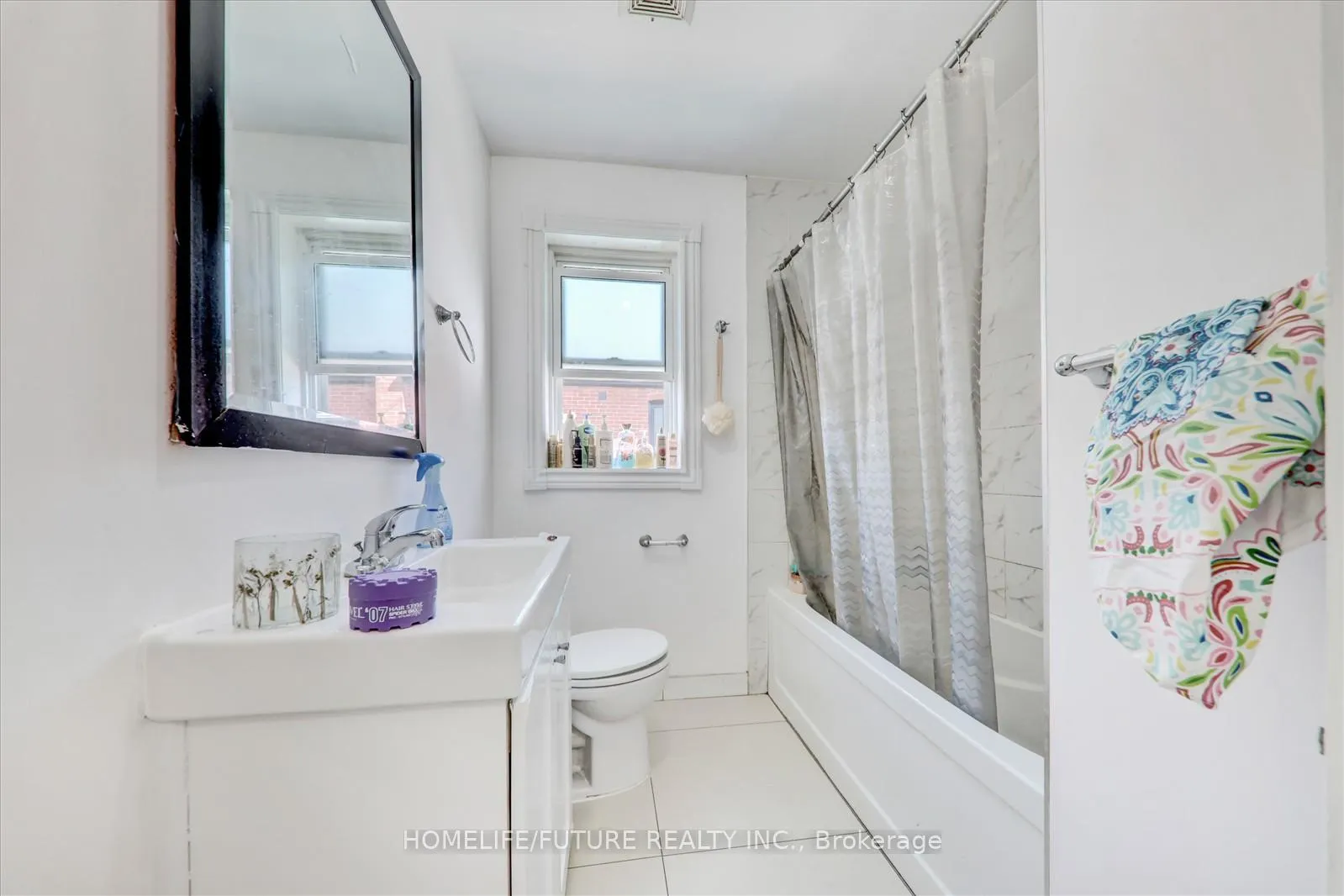 Photo 17 of 46 Wortham Drive, Scarborough, Woburn — HOMEH