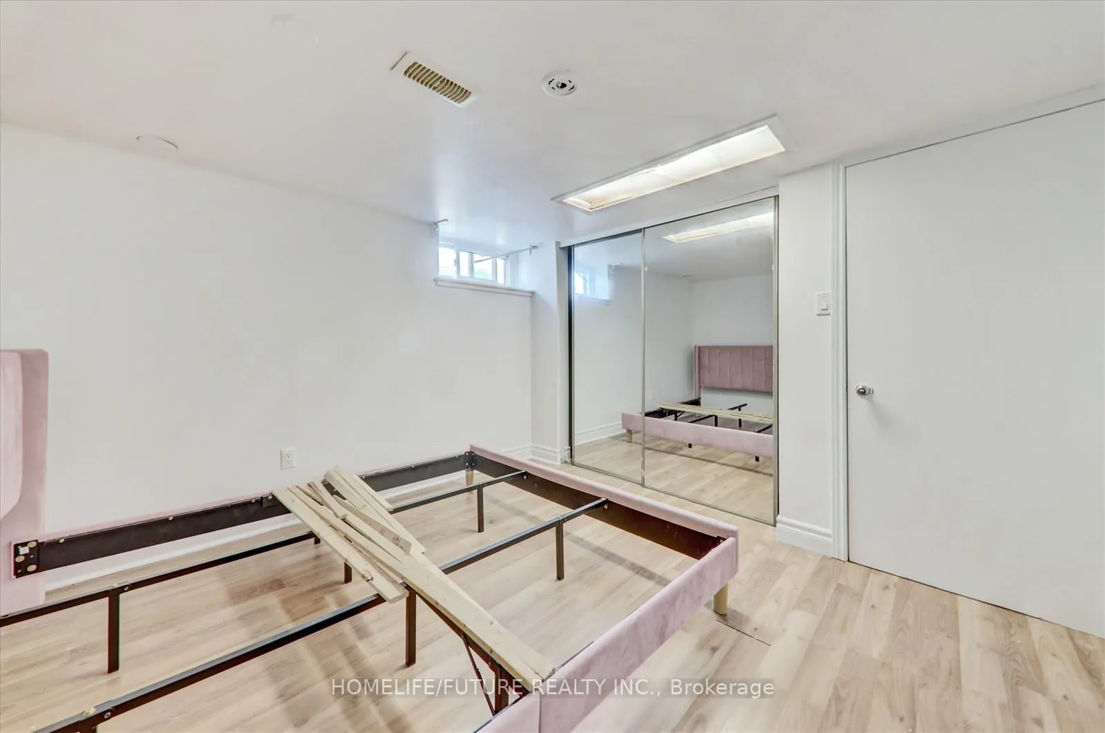 Photo 23 of 46 Wortham Drive, Scarborough, Woburn — HOMEH