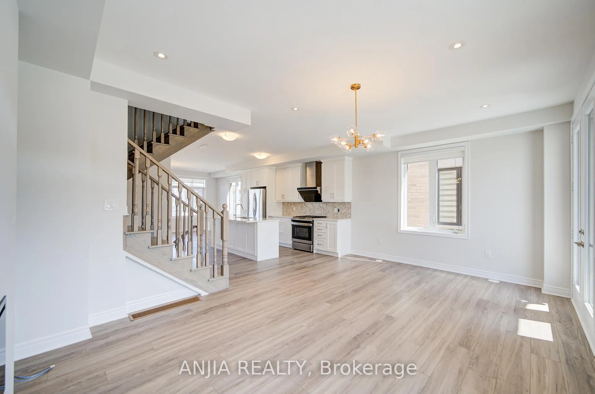 Photo 27 of 11 Mumbai Drive, Markham, Middlefield — HOMEH
