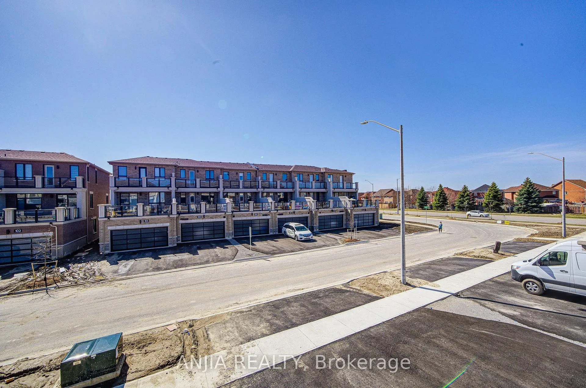 Photo 31 of 11 Mumbai Drive, Markham, Middlefield — HOMEH