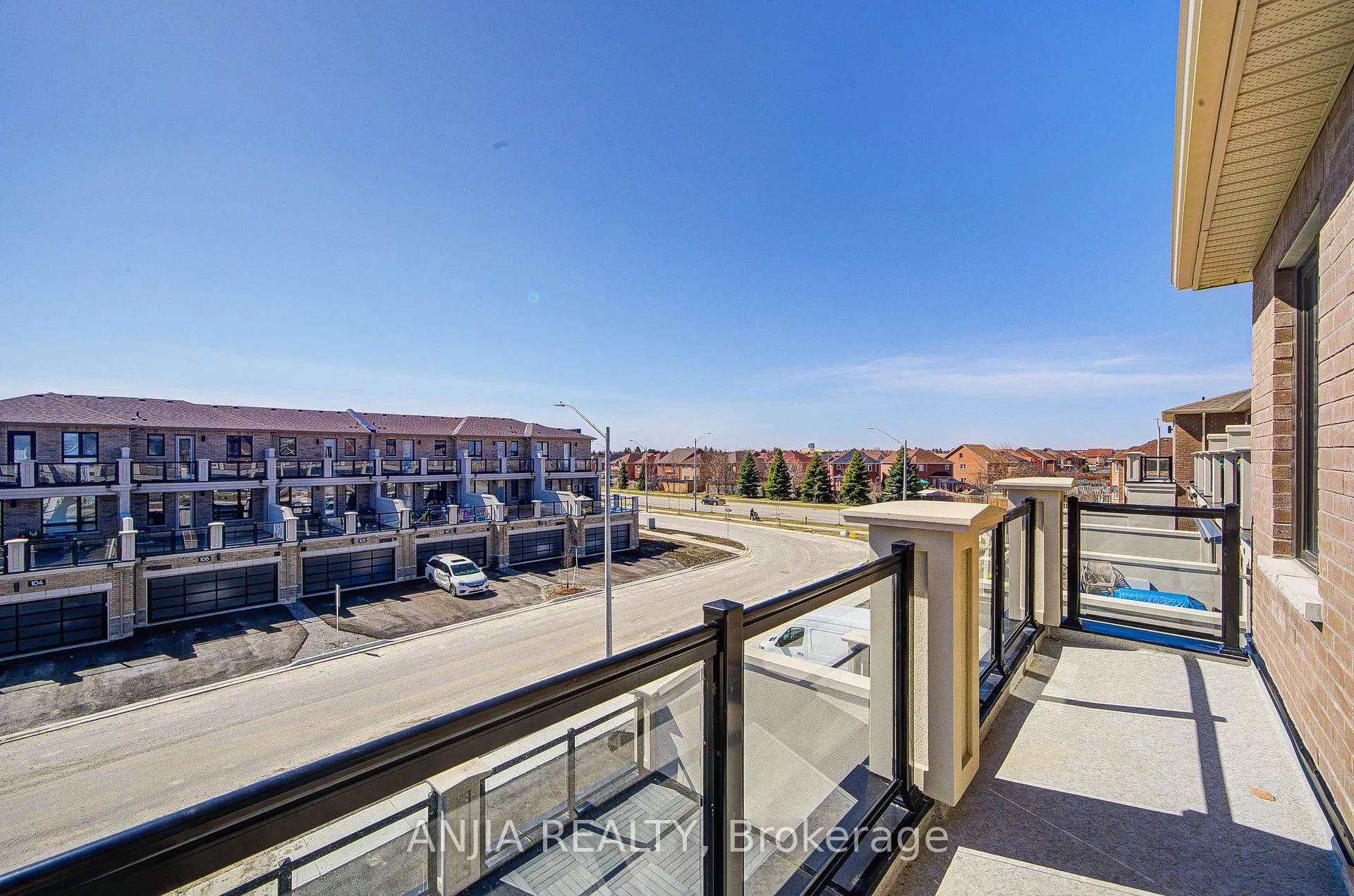 Photo 38 of 11 Mumbai Drive, Markham, Middlefield — HOMEH