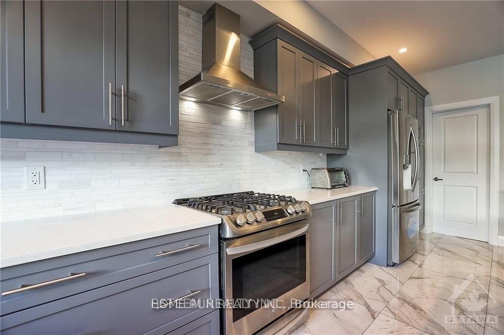 Photo 11 of 600 Mistwell Lane, Ottawa, Riverside South/Gloucester Glen — HOMEH