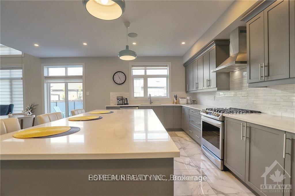 Photo 12 of 600 Mistwell Lane, Ottawa, Riverside South/Gloucester Glen — HOMEH