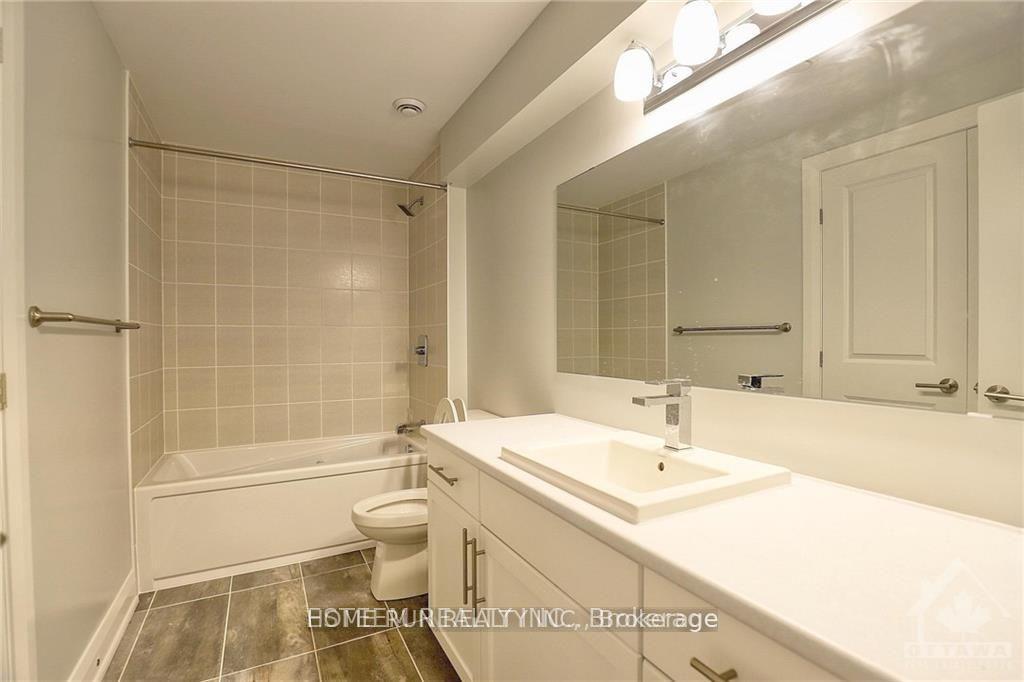 Photo 29 of 600 Mistwell Lane, Ottawa, Riverside South/Gloucester Glen — HOMEH