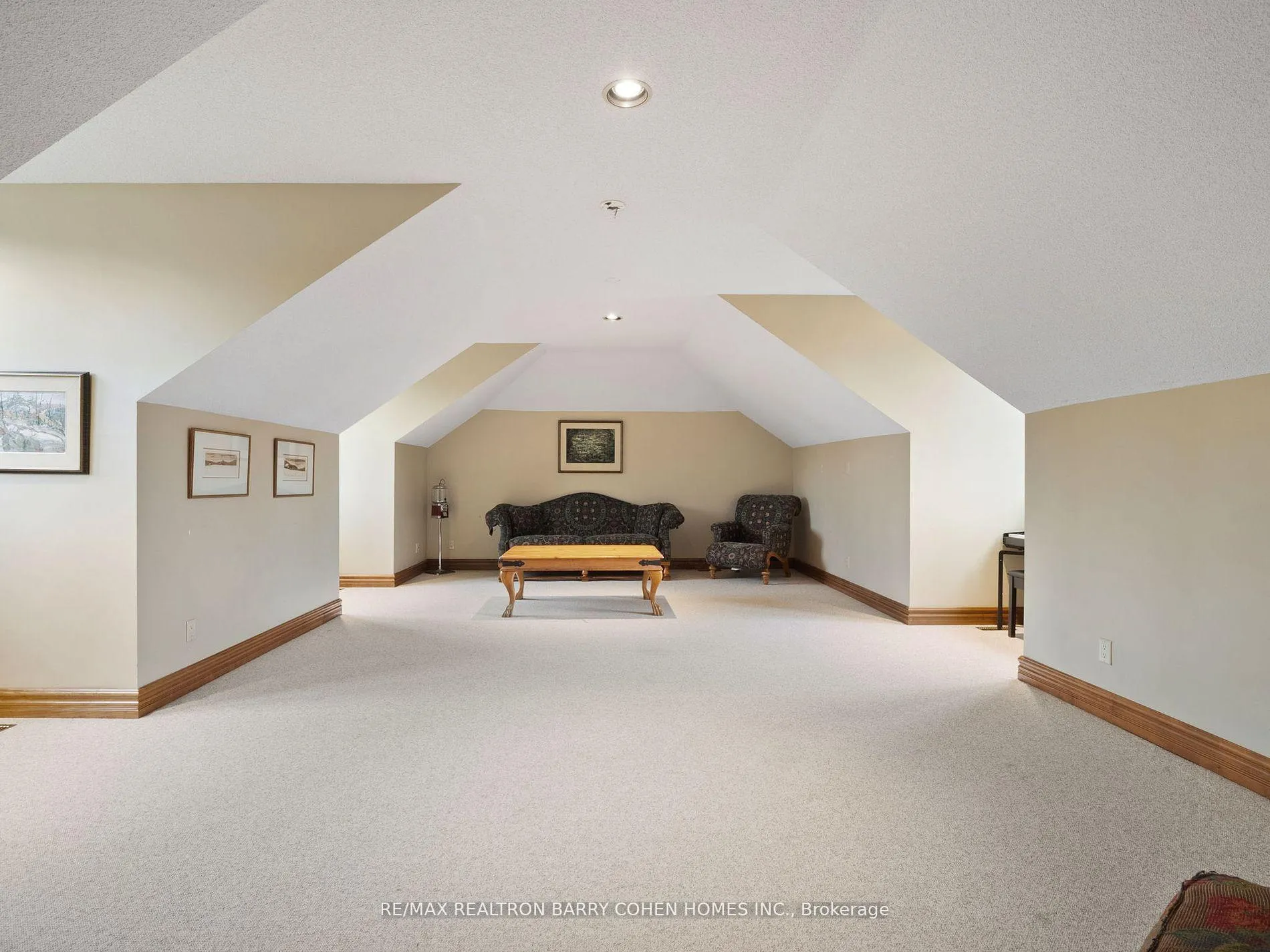 Photo 22 of 157 Treegrove Circle S, Aurora, Hills of St Andrew — HOMEH