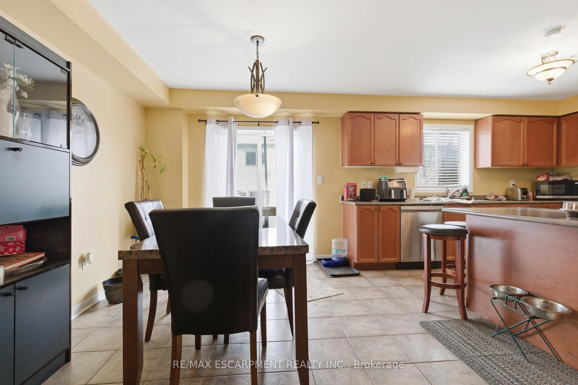 Photo 7 of 162 Panton Trail, Milton, Dempsey — HOMEH