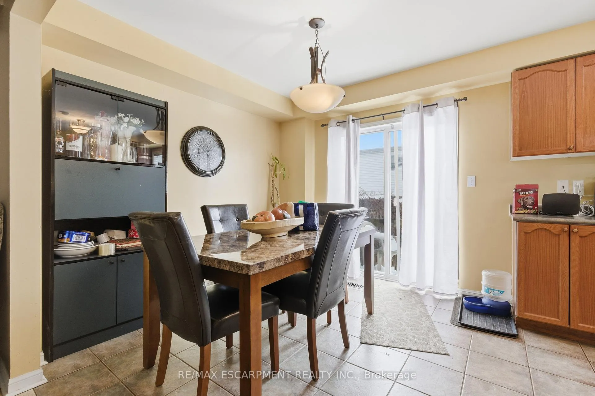 Photo 10 of 162 Panton Trail, Milton, Dempsey — HOMEH