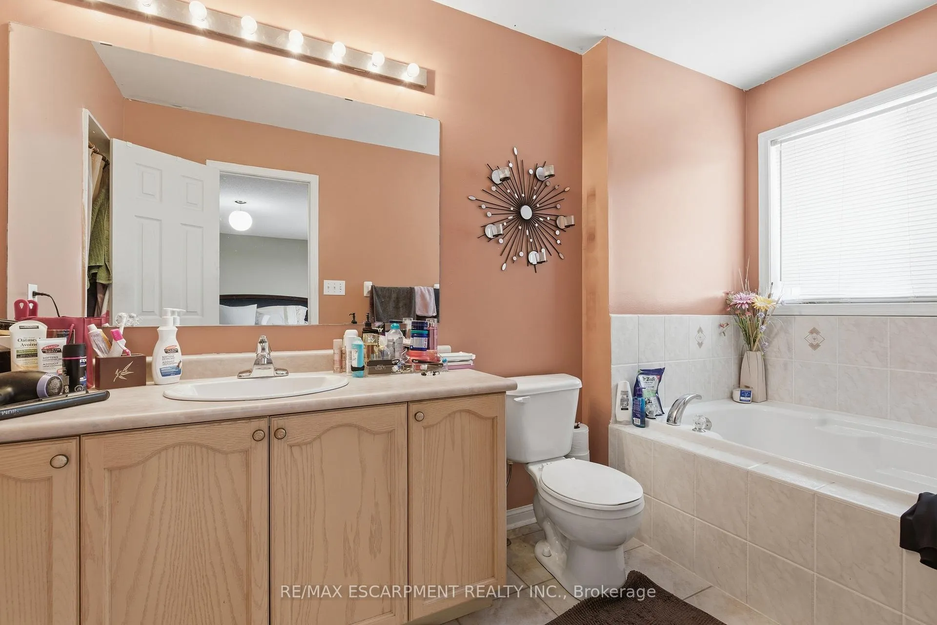Photo 17 of 162 Panton Trail, Milton, Dempsey — HOMEH