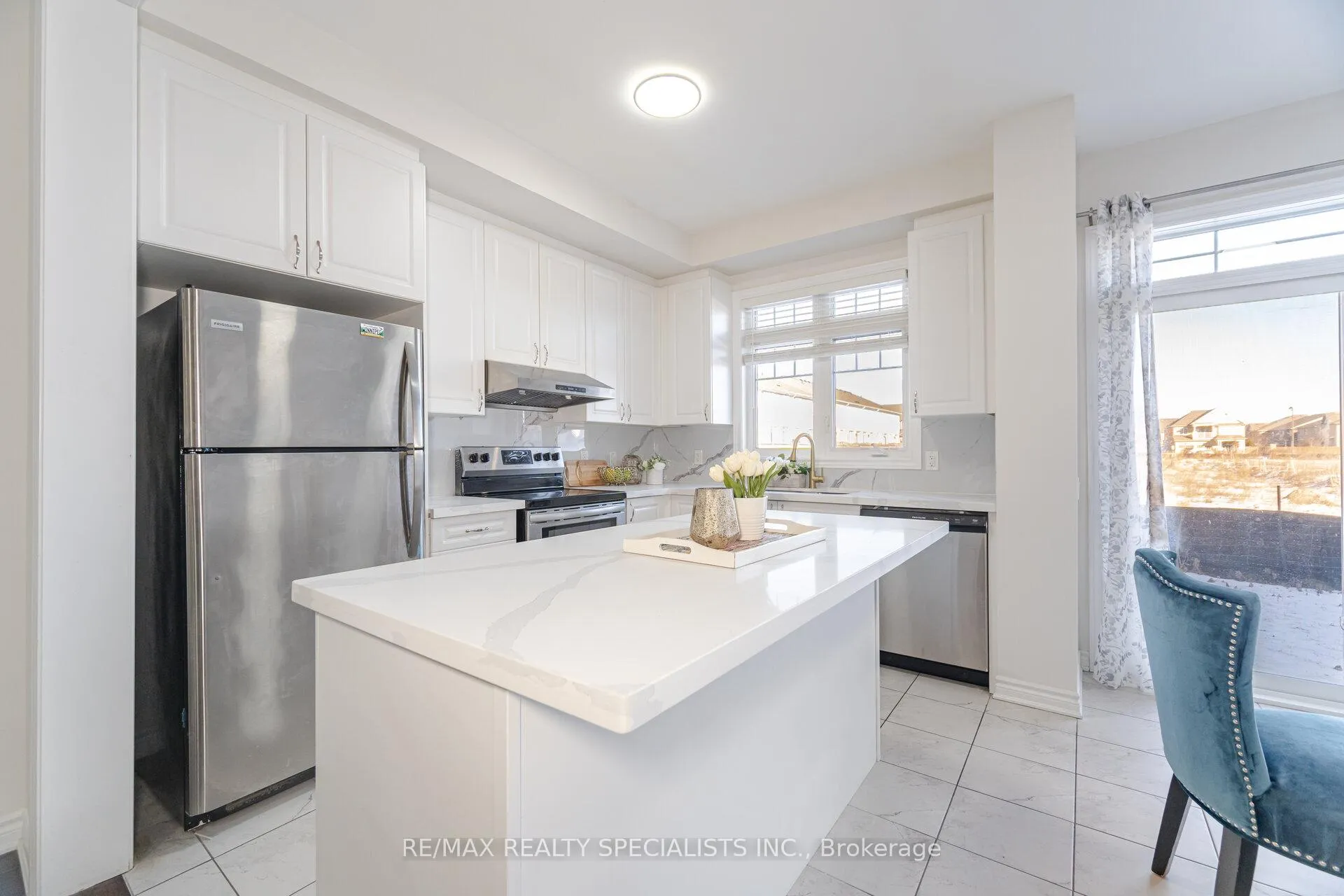 Photo 14 of 17 Phyllis Drive, Caledon, Rural Caledon — HOMEH