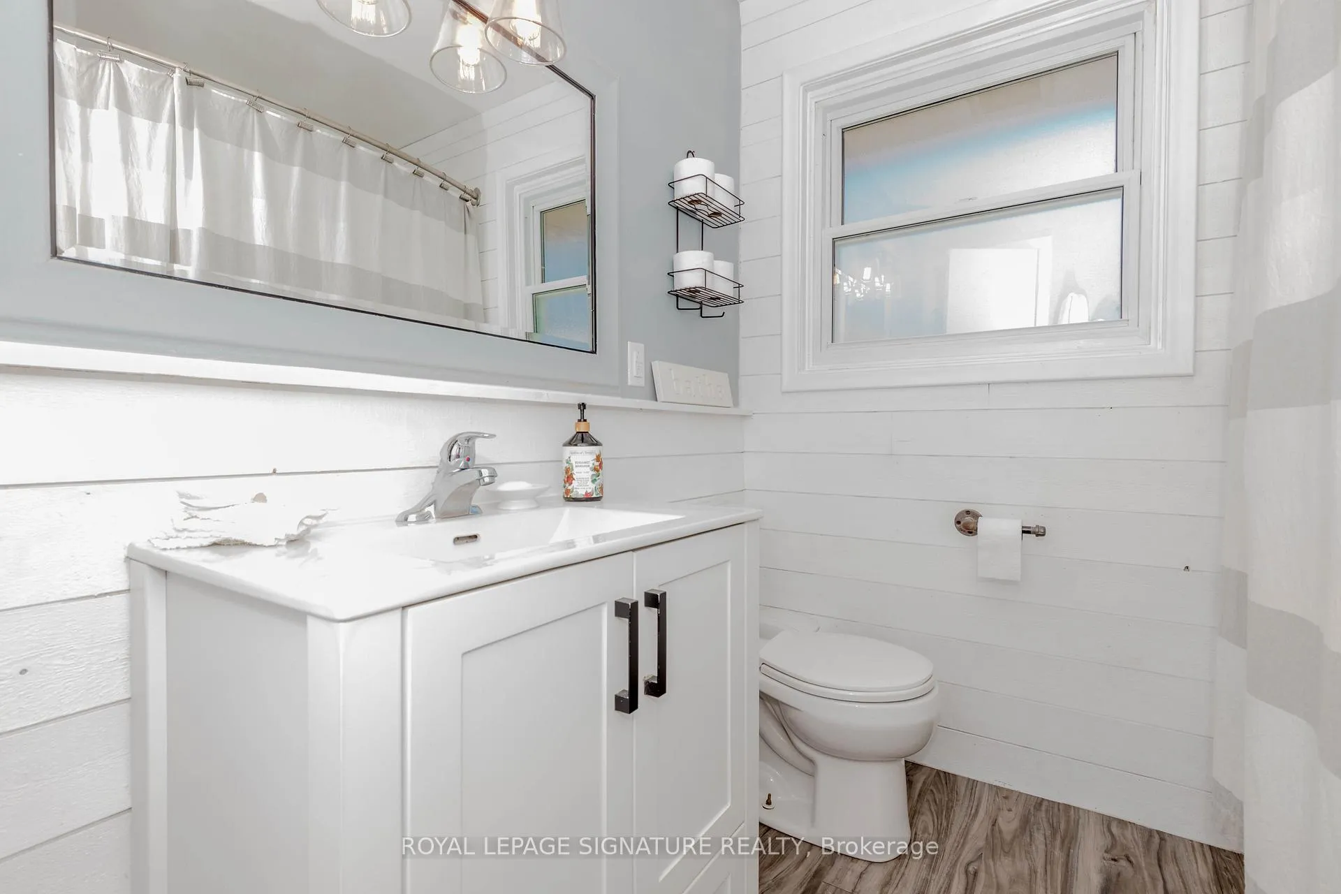 Photo 14 of 220 Weber Street, Wellington North, Mount Forest — HOMEH
