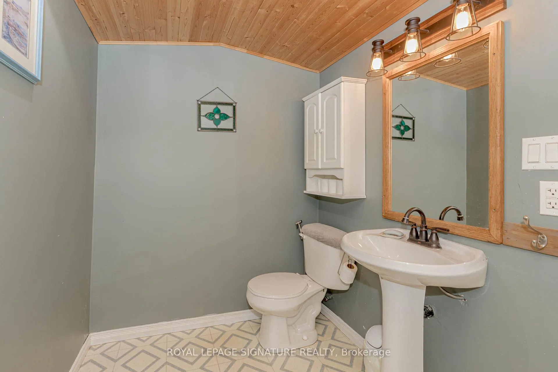 Photo 21 of 220 Weber Street, Wellington North, Mount Forest — HOMEH