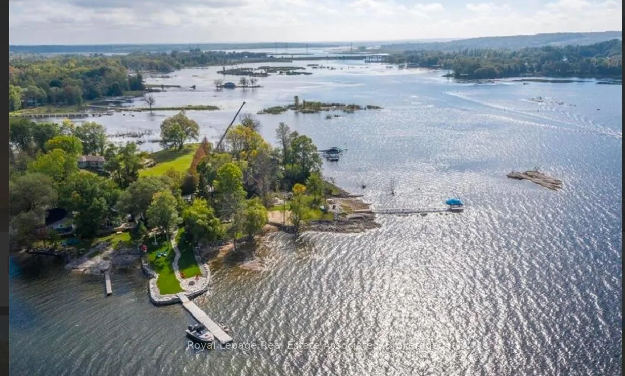 Photo 4 of 14 Long Point Road, Tay, Waubaushene — HOMEH