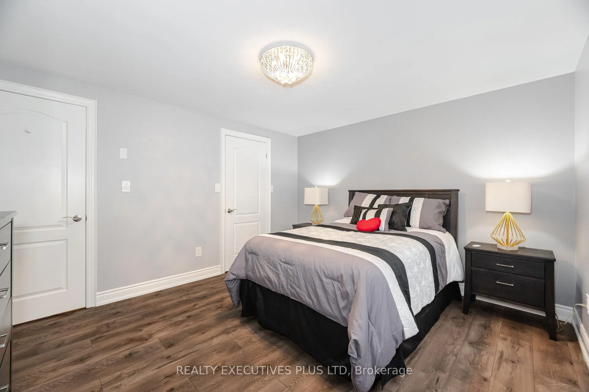 Photo 21 of 10 Tamarack Court, New Tecumseth, Rural New Tecumseth — HOMEH