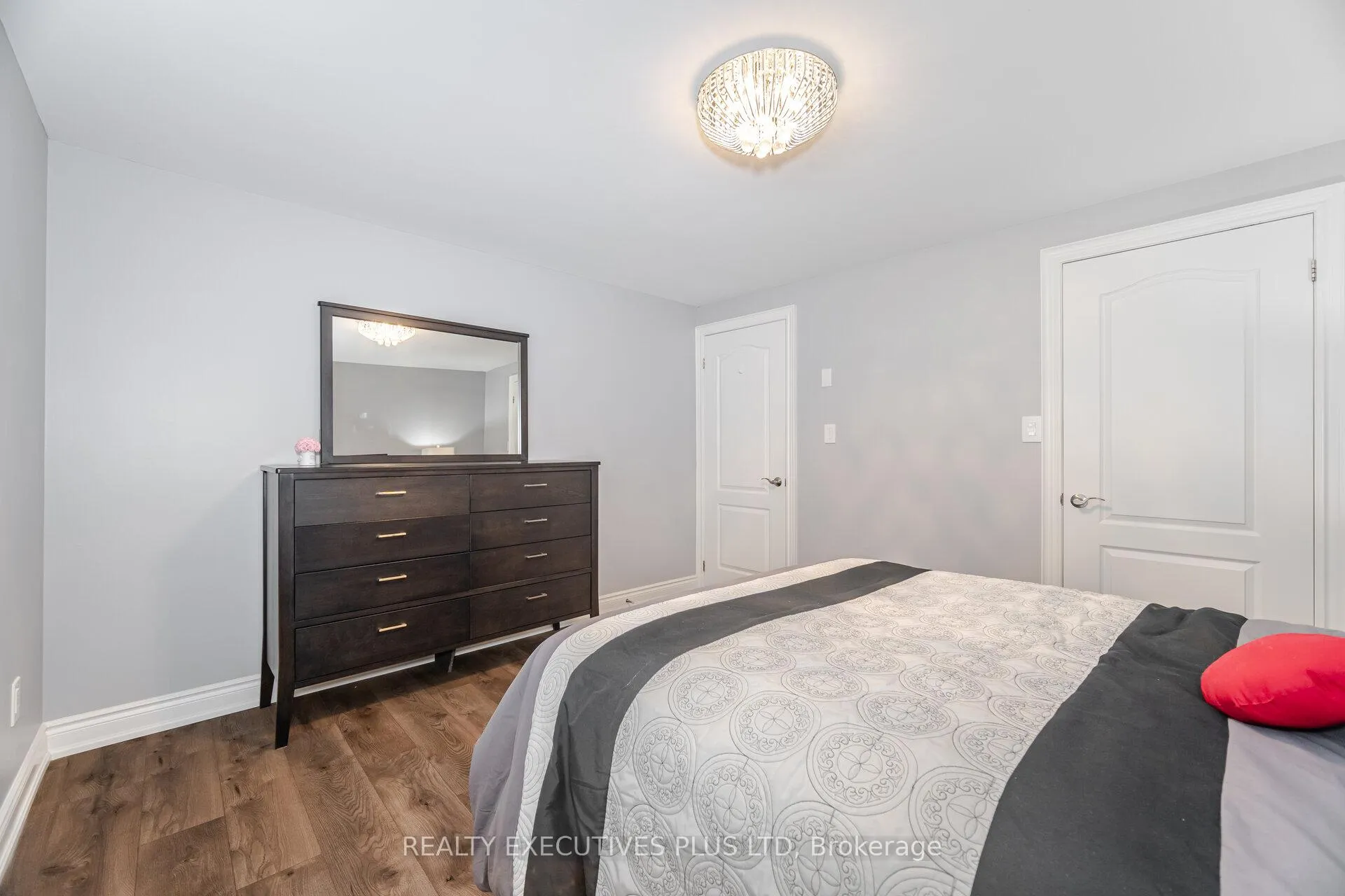 Photo 22 of 10 Tamarack Court, New Tecumseth, Rural New Tecumseth — HOMEH