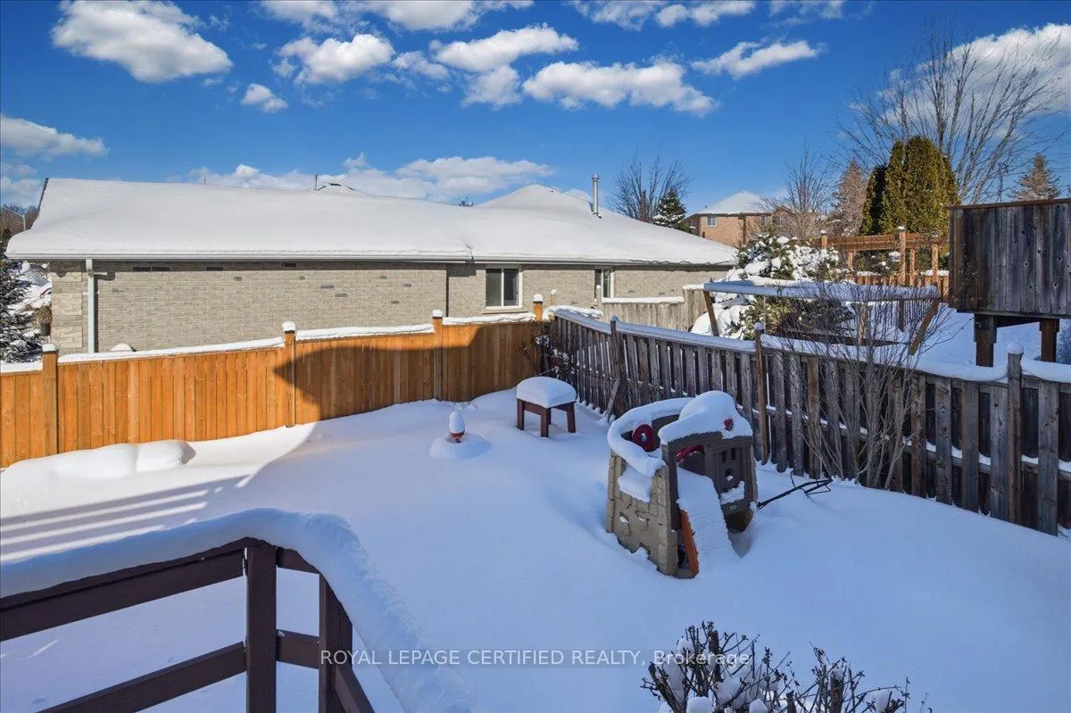 Photo 48 of 154 Country Lane, Barrie, Painswick South — HOMEH